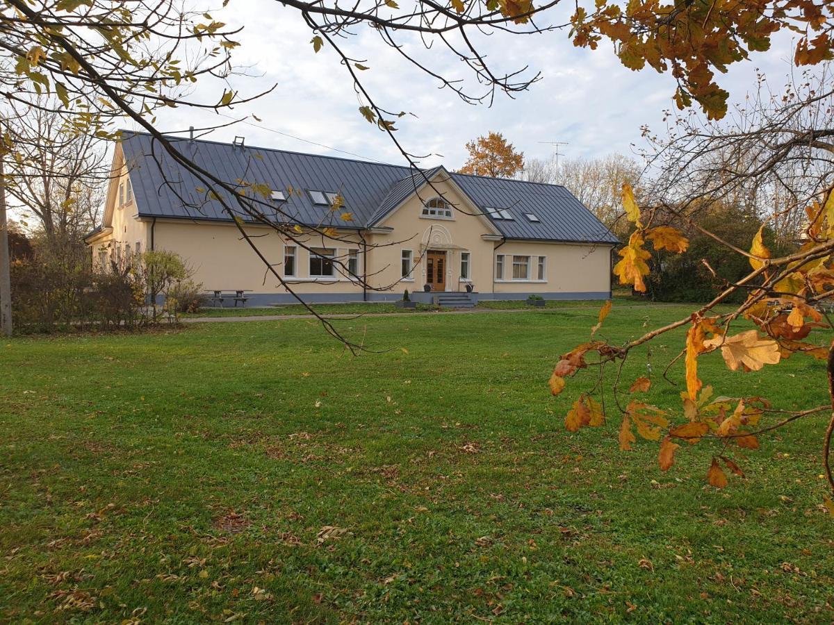 Kuelalistemaja Kukruse Residents Hotel Kohtla-Järve Kültér fotó