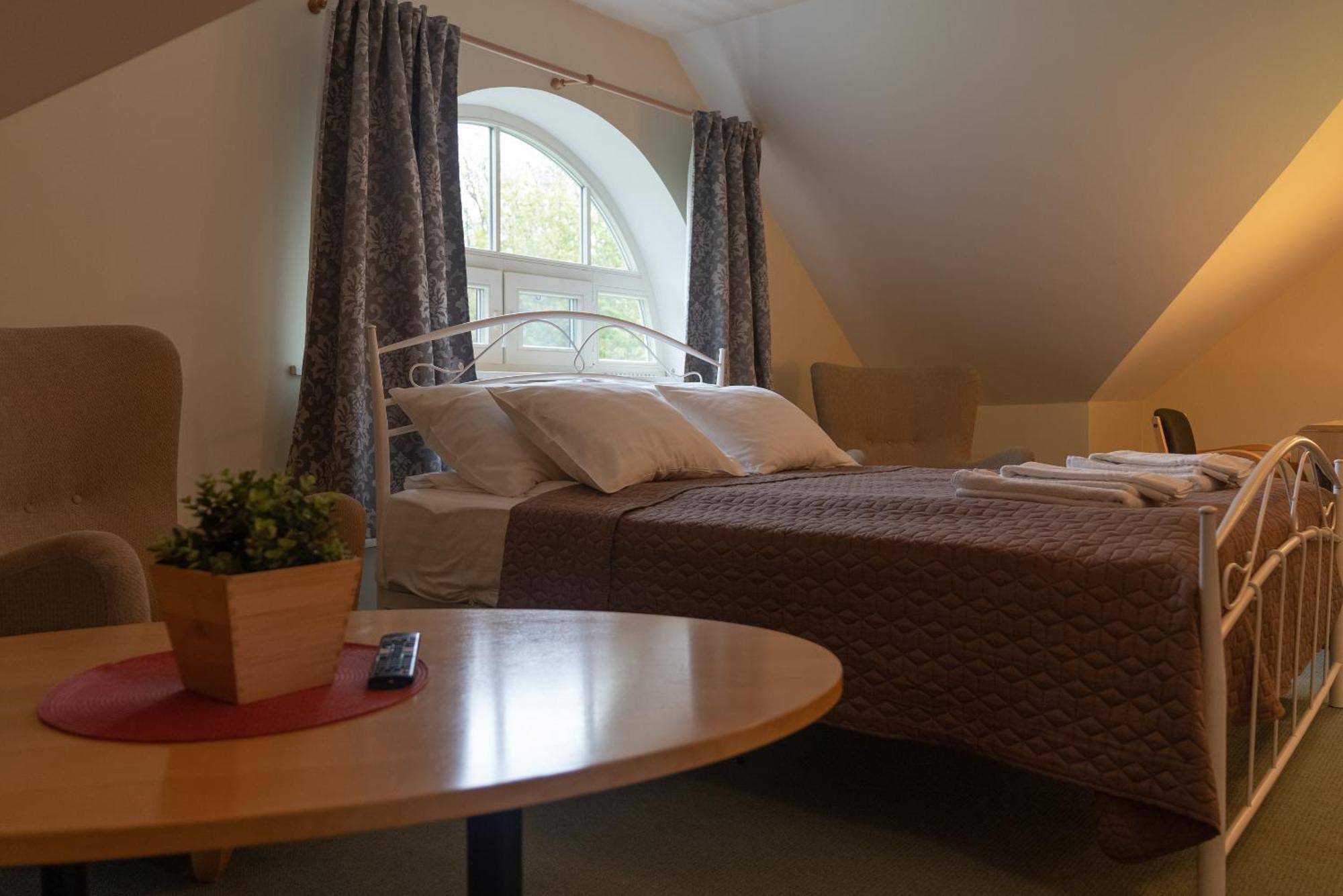Kuelalistemaja Kukruse Residents Hotel Kohtla-Järve Kültér fotó