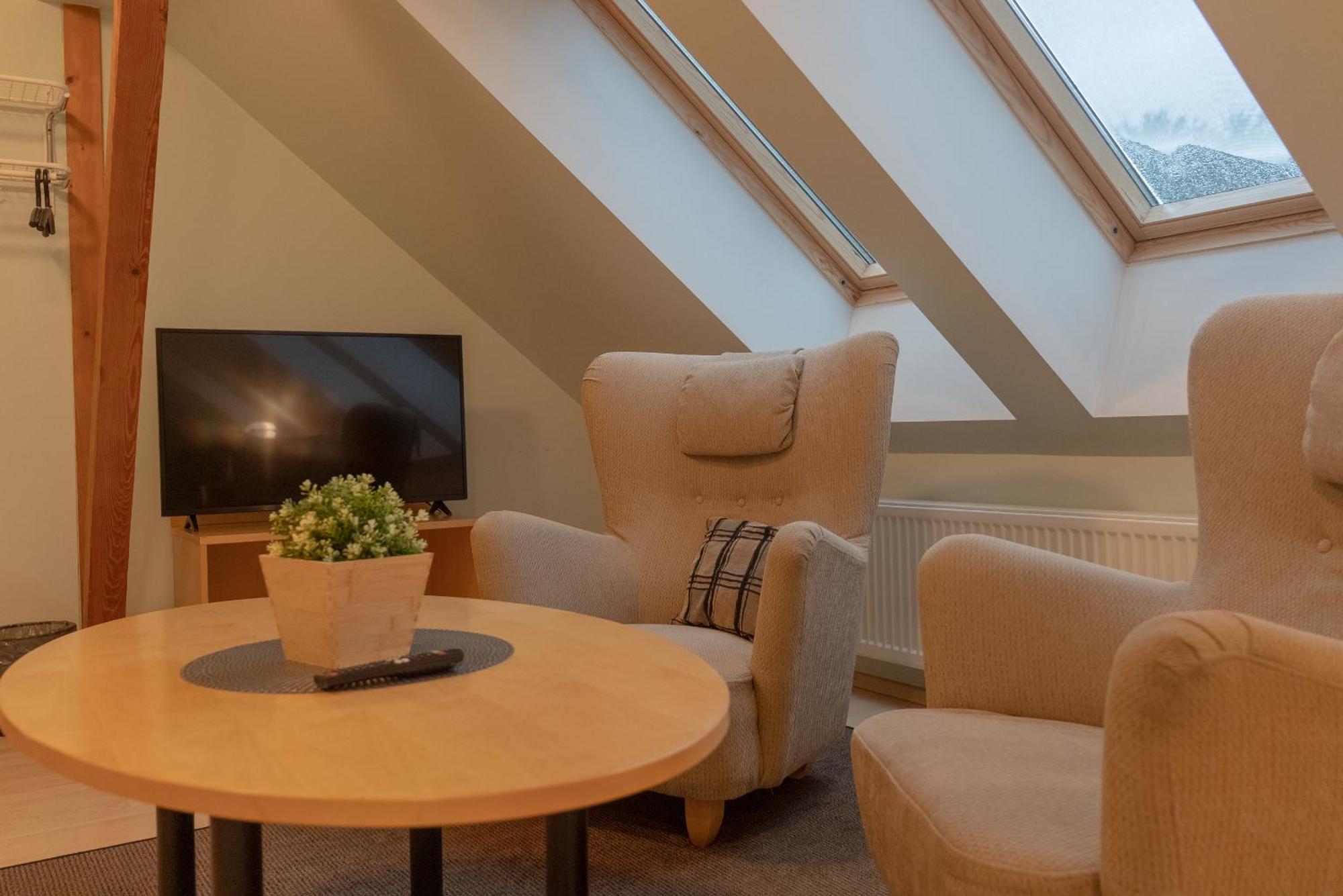 Kuelalistemaja Kukruse Residents Hotel Kohtla-Järve Kültér fotó