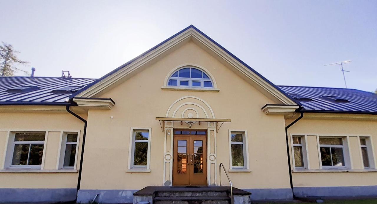 Kuelalistemaja Kukruse Residents Hotel Kohtla-Järve Kültér fotó